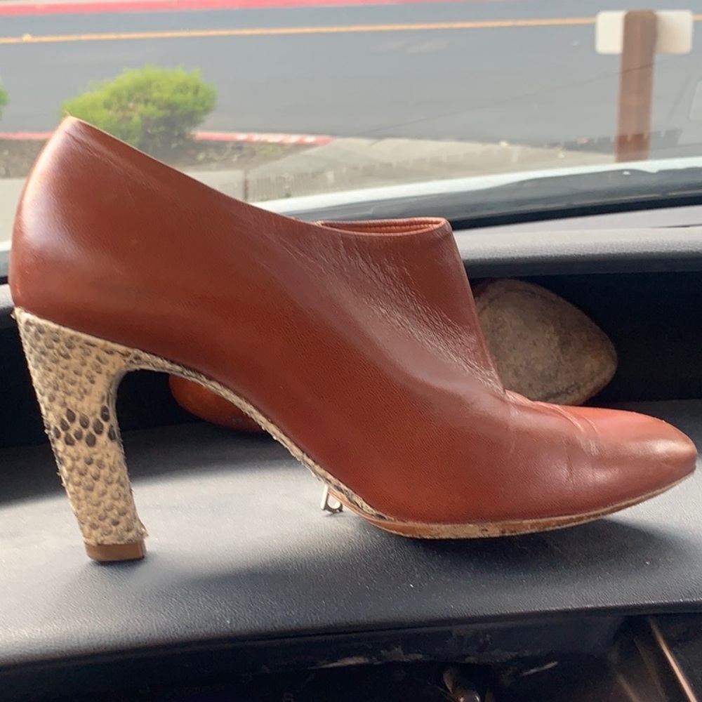 Dries are my sisters. DriesVan Noten brown leather
